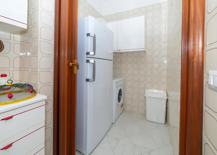 Gelsimori 50 Meters From The Otranto