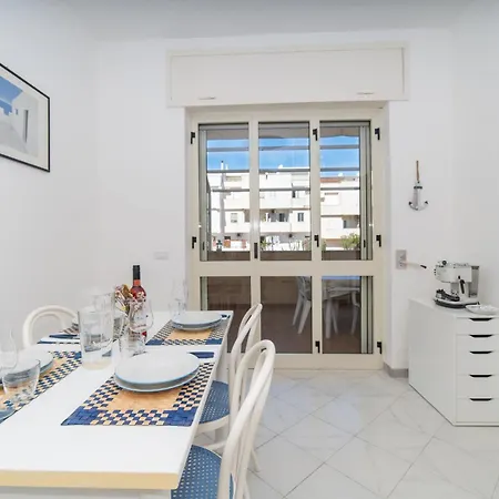 Gelsimori 50 Meters From The Apartment Otranto