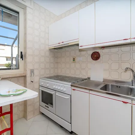 Gelsimori 50 Meters From The Apartment *
