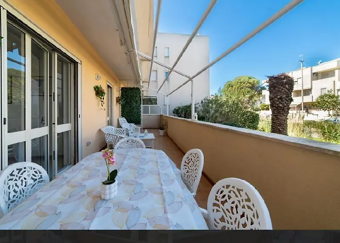 Gelsimori 50 Meters From The Апартаменти